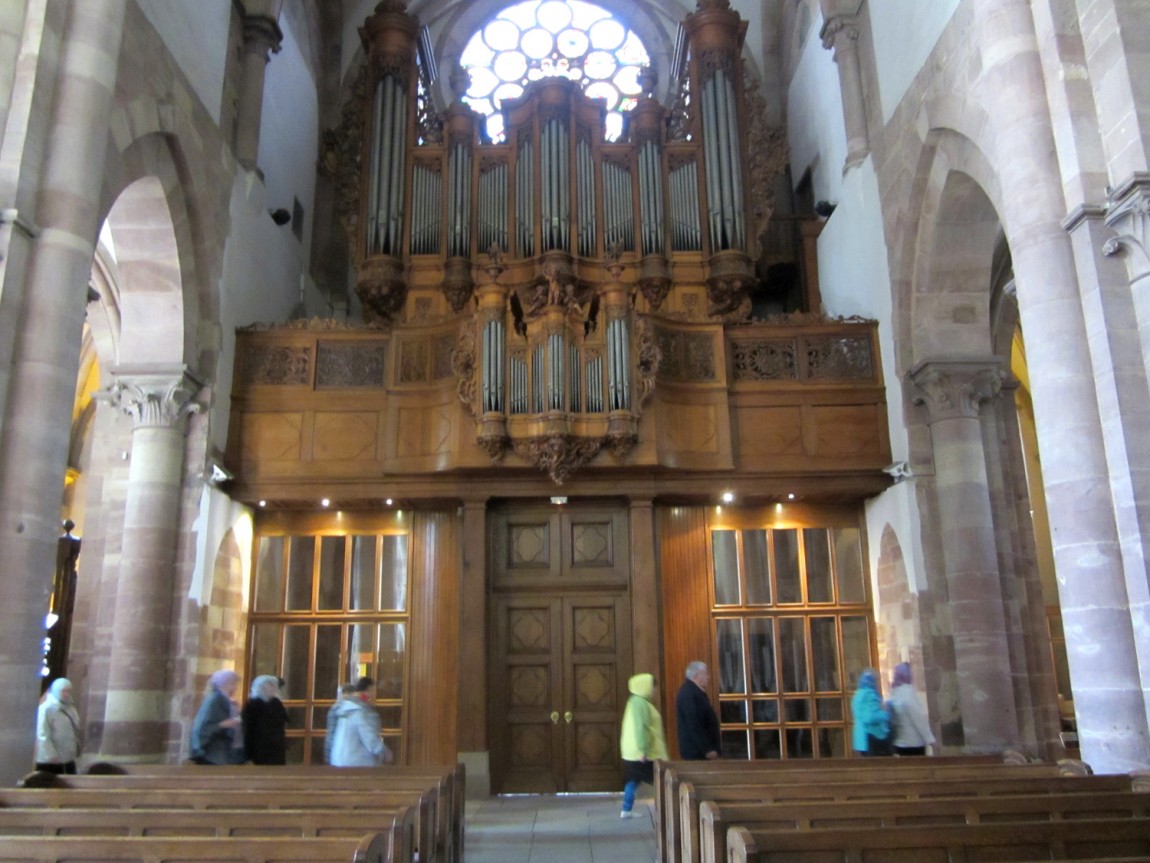 Церковь Святого Фомы - Страсбург, есть орган