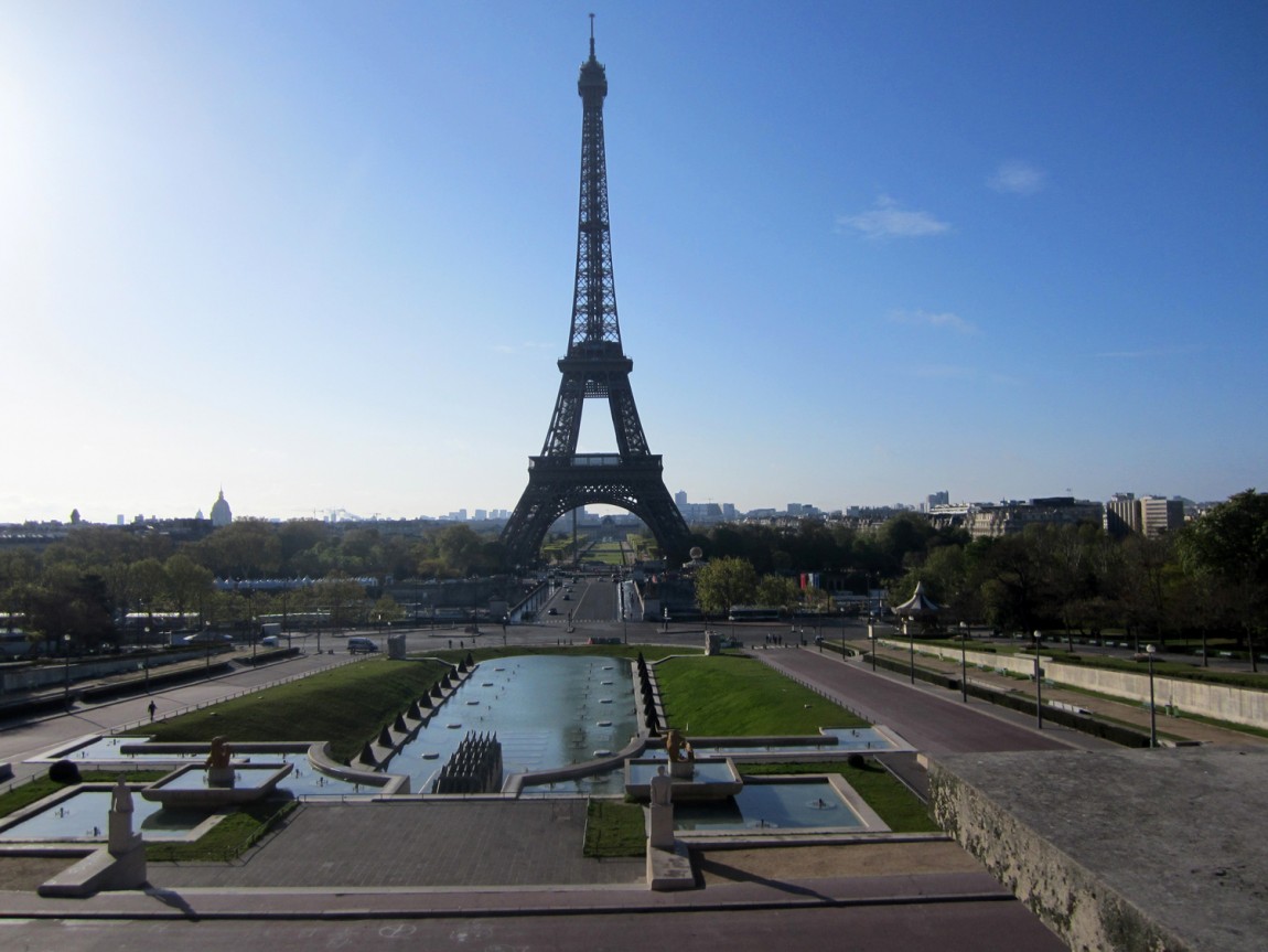 Эйфелева башня -Париж