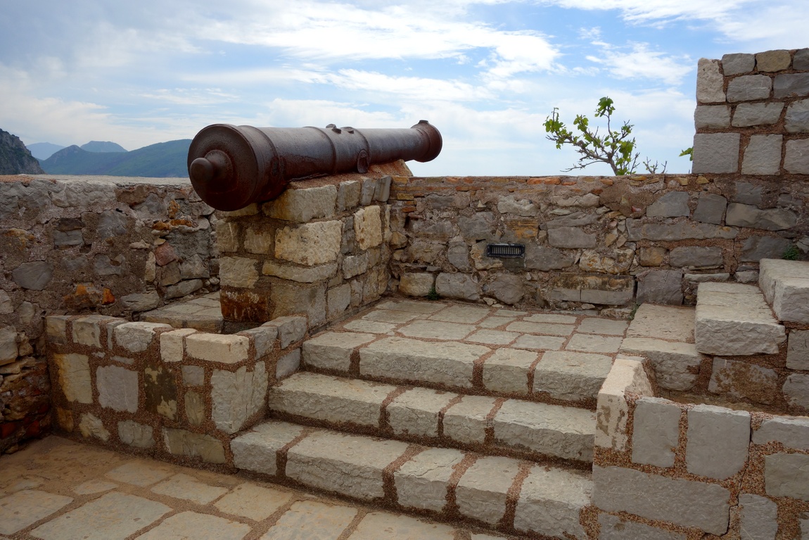 Венецианская крепость в Черногории