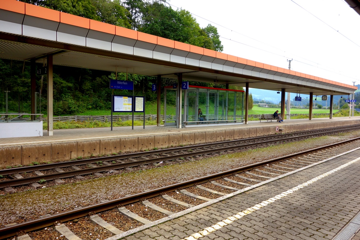 Вокзал в Австрии - Санкт Йоханн