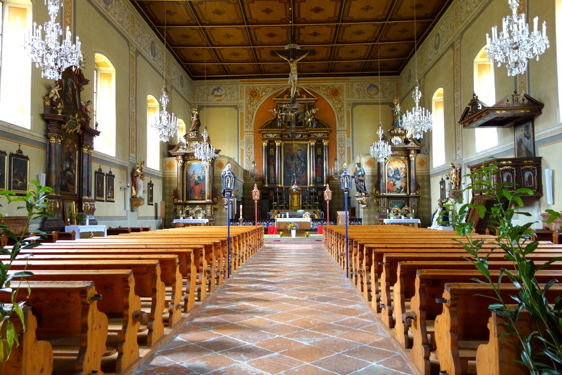 Верфен город в Австрии -церковь