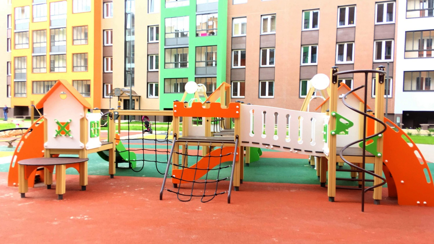 Детская площадка в Кирове