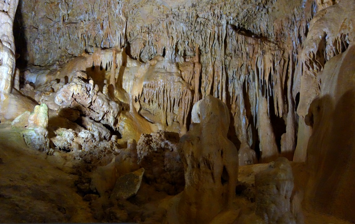 Плато Чатырдаг (Крым) - Мраморная пещера