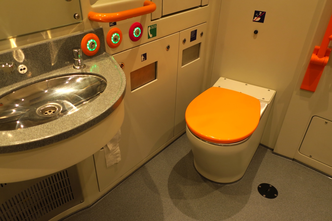 Туалетные комнаты в поездах Австрии