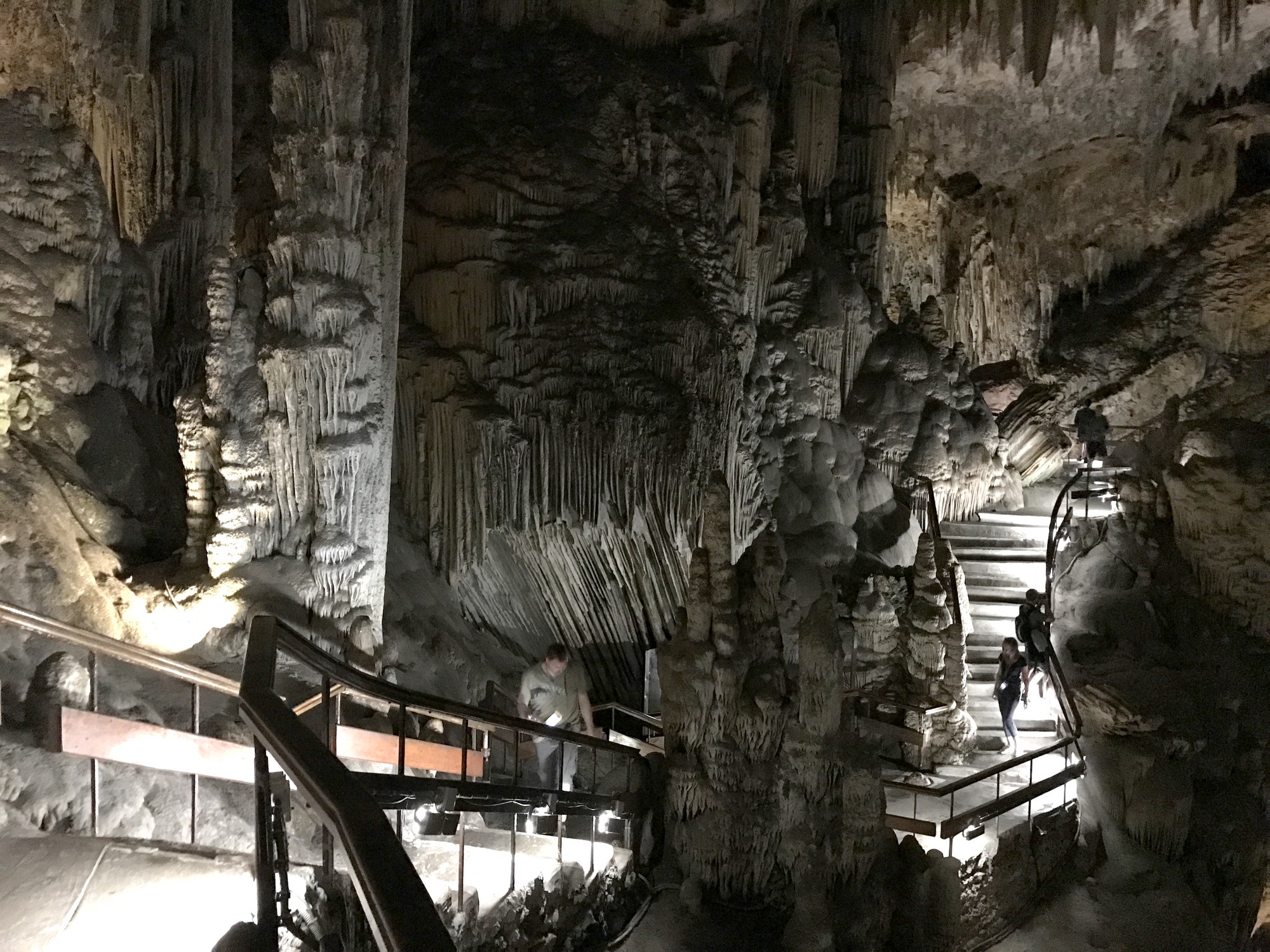 Пещера Нерха в Испаии
