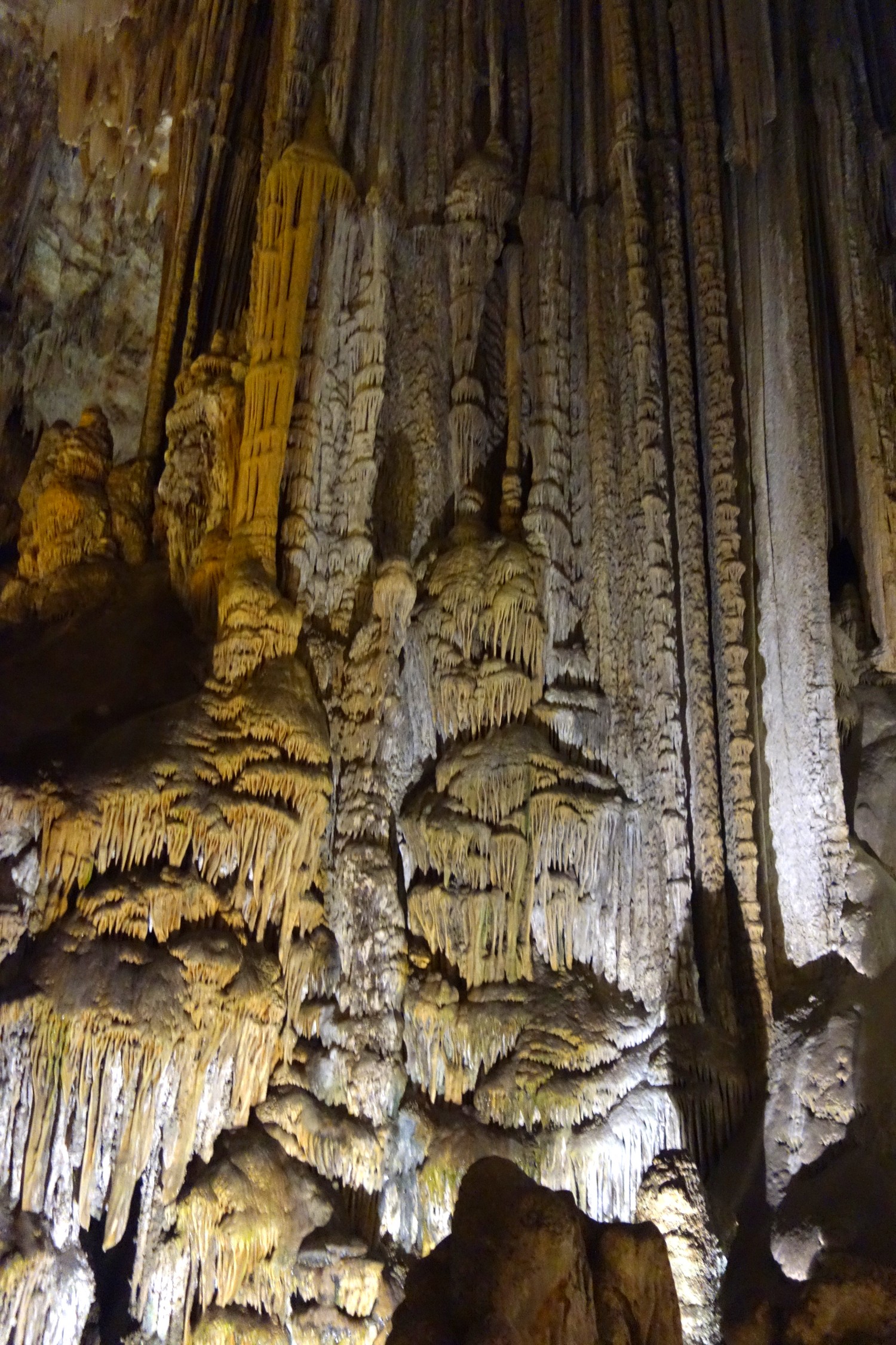 Пещера Нерха - Испания