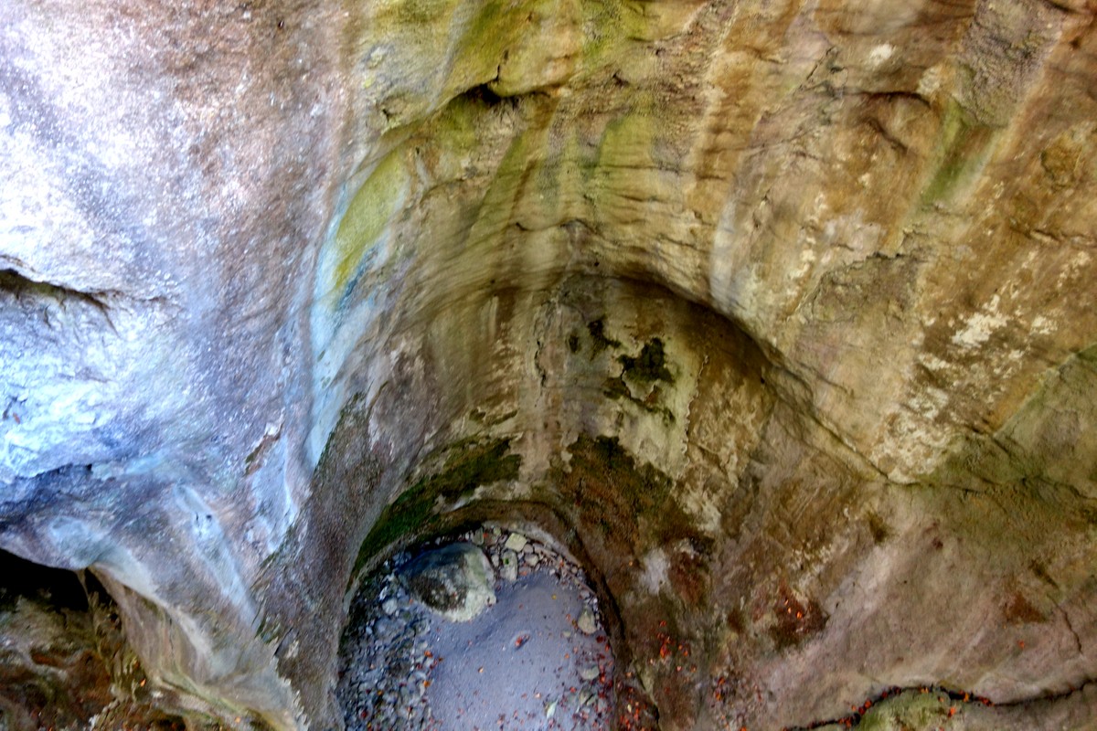 Ущелье Gorges Fier - исполиновы котлы