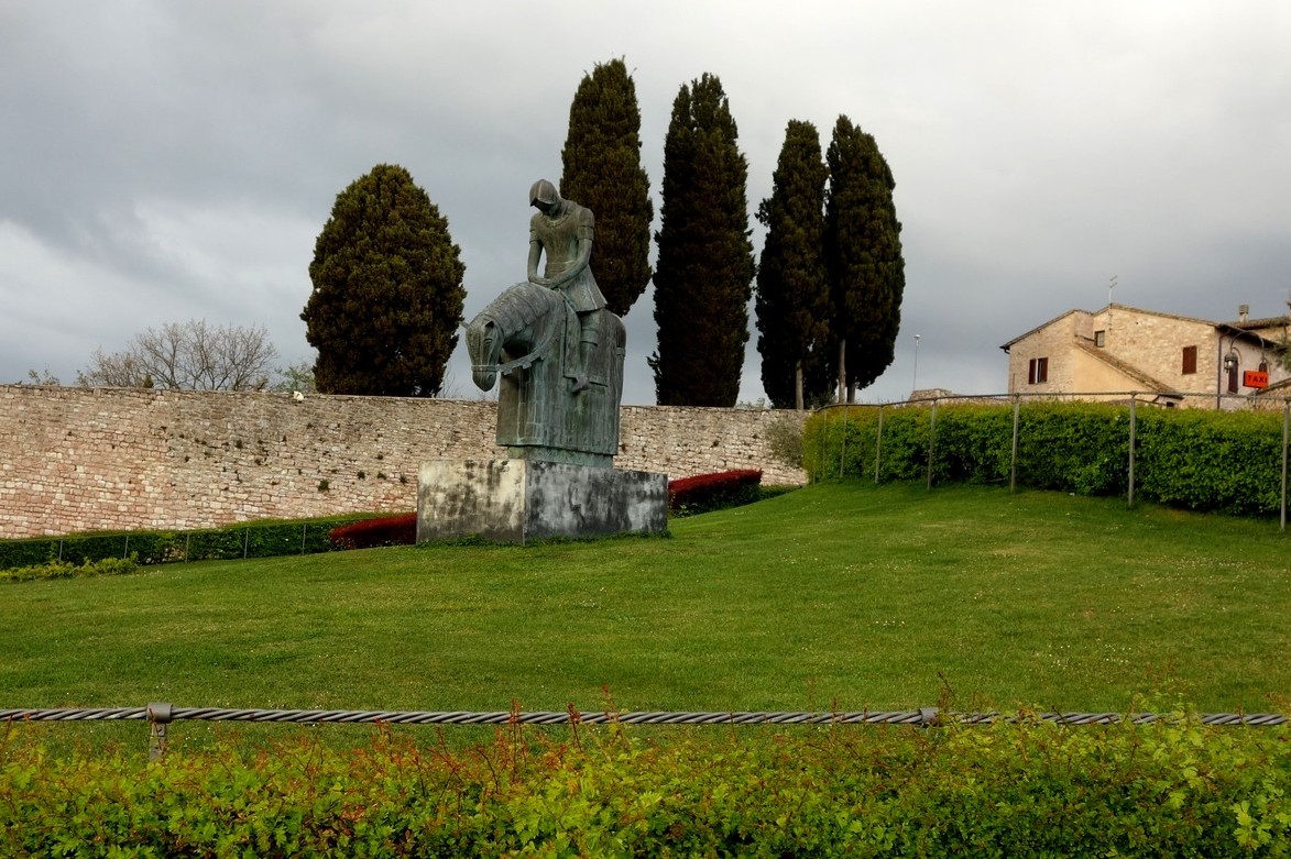 Конная статуя св. Франциска