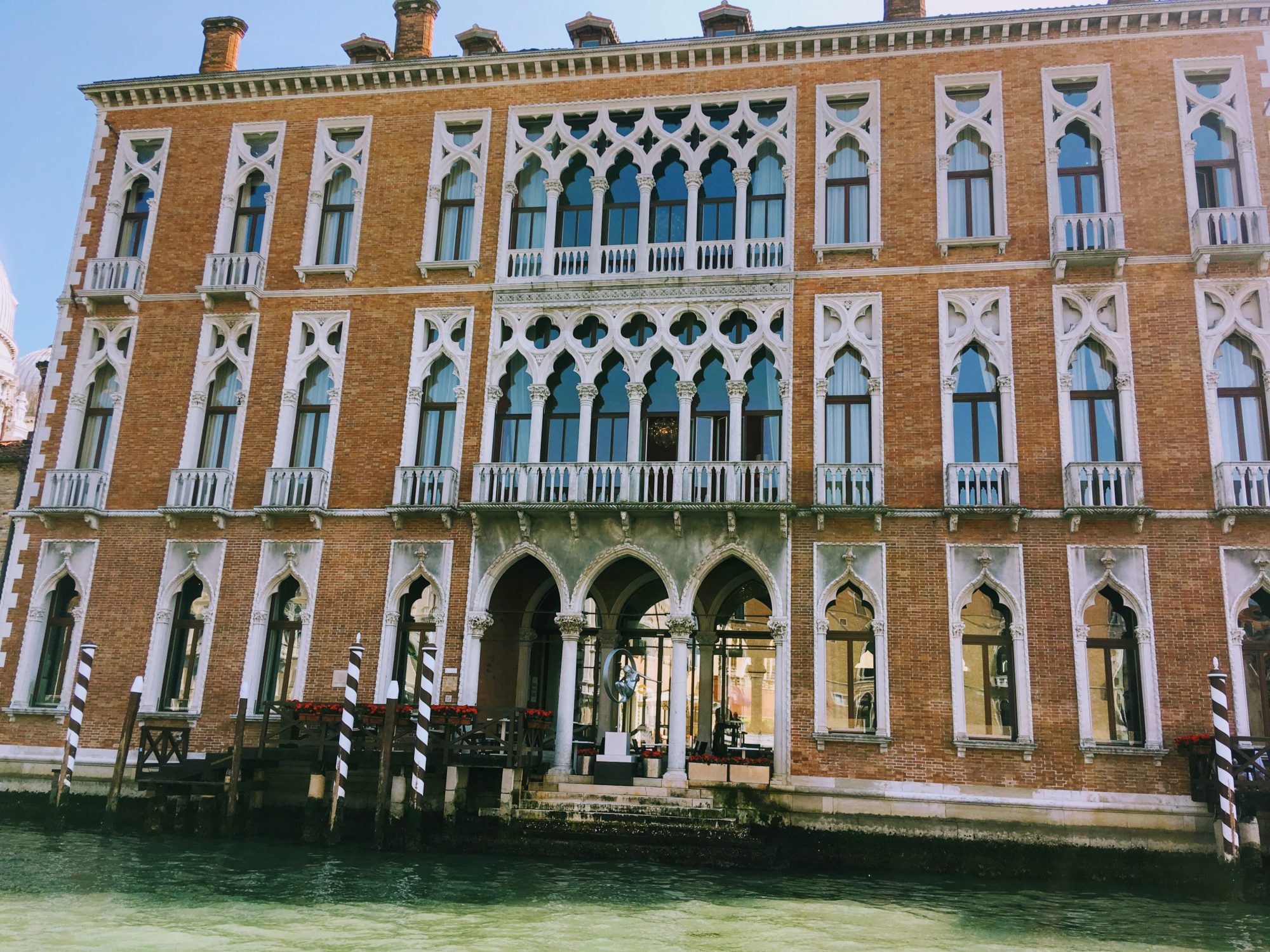 Красивые дворцы и дома в Венеции