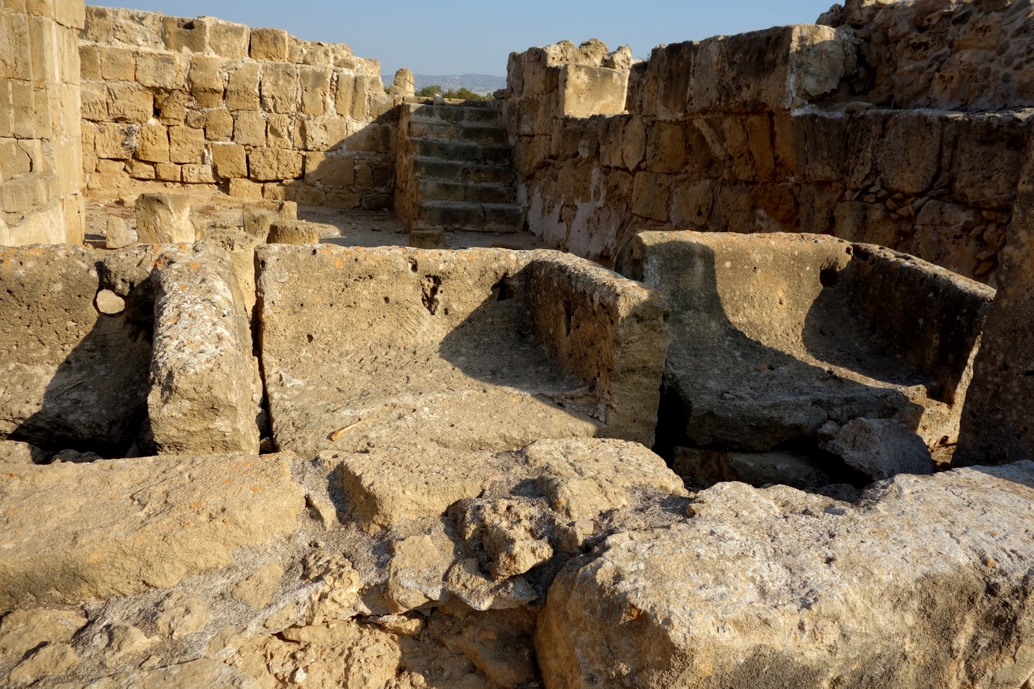 Крепость 40 колонн - Античный Пафос