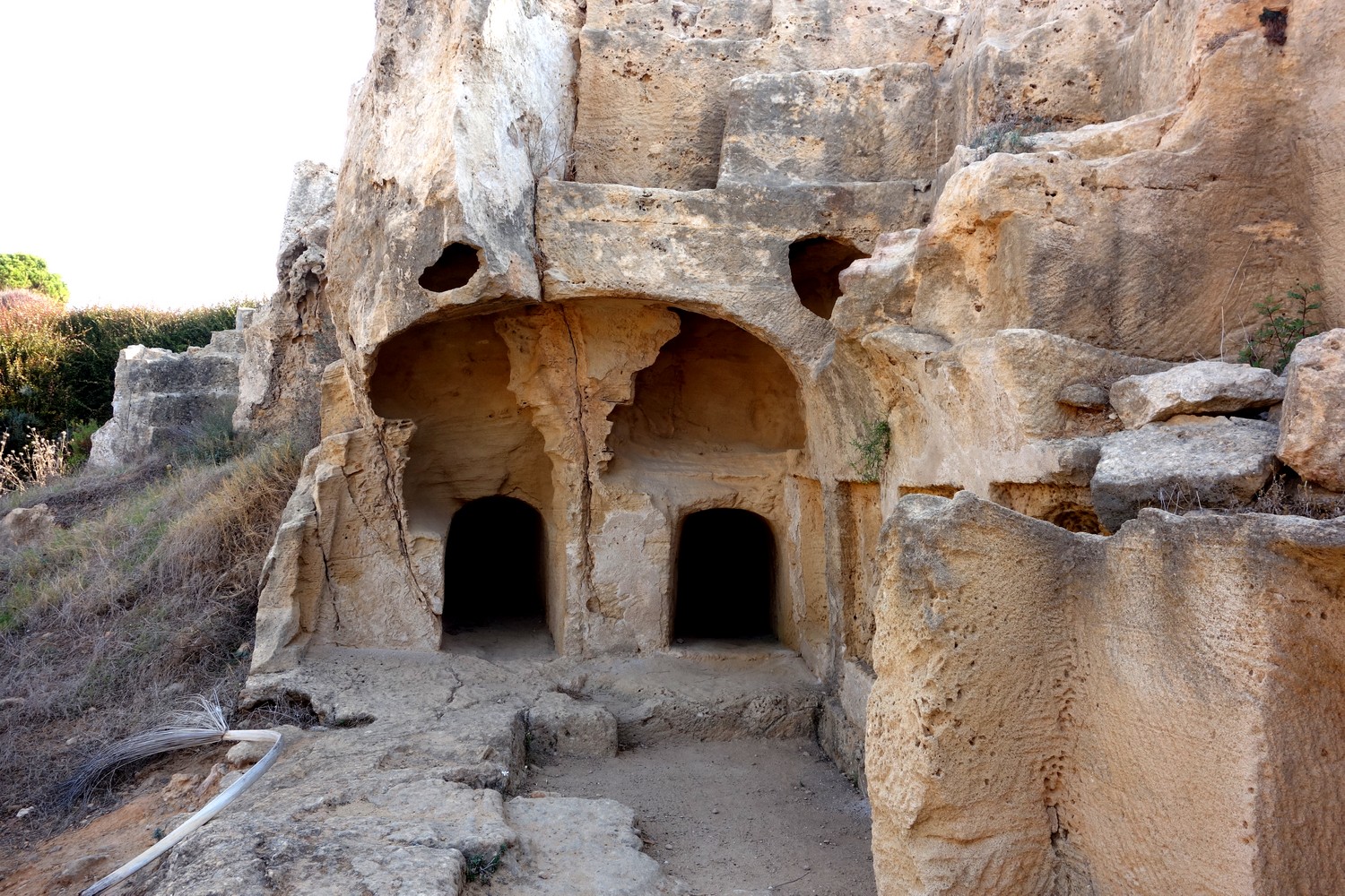 Королевские гробницы в Пафосе